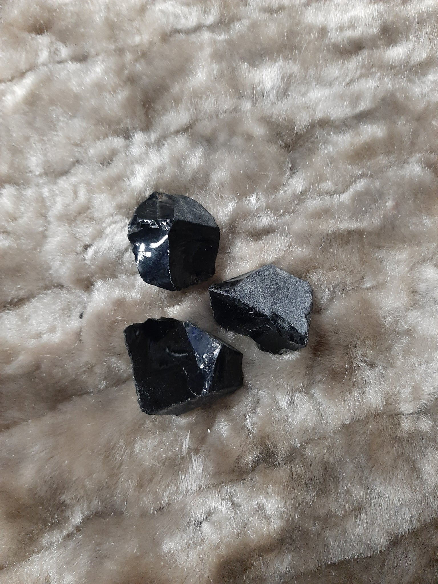 Black Obsidian Raw Small