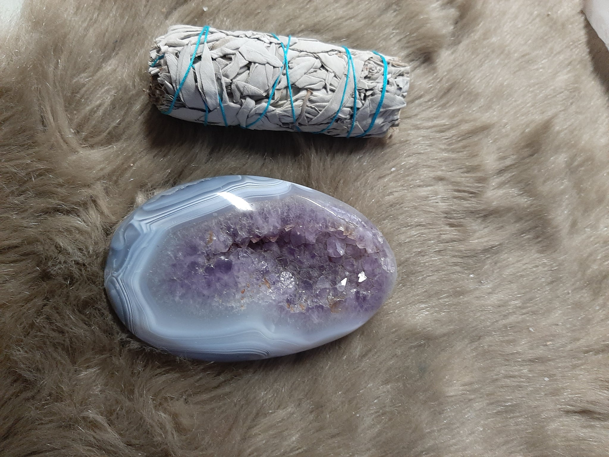 Agate Egg with Amethyst