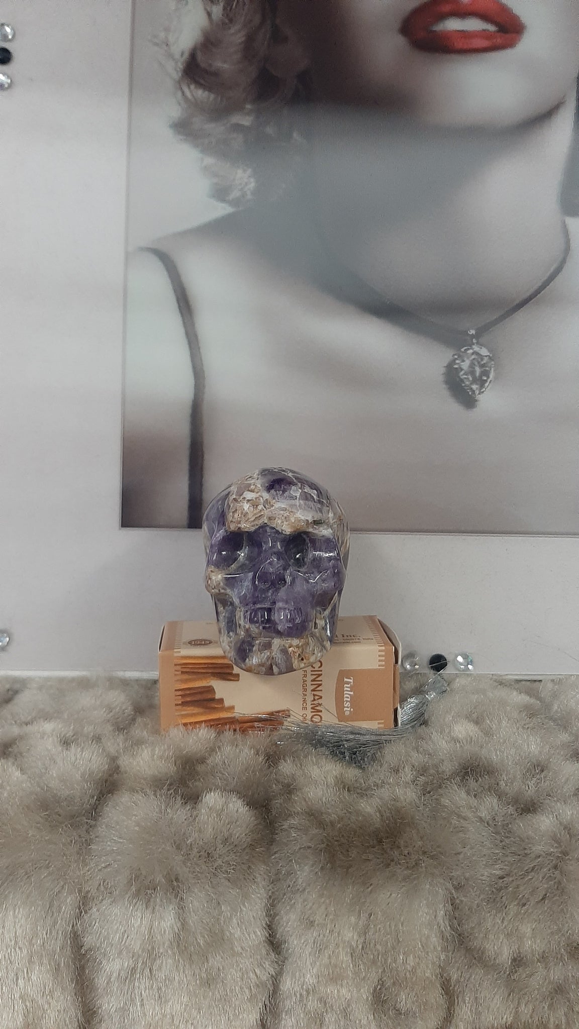 Chevron Amethyst Skull