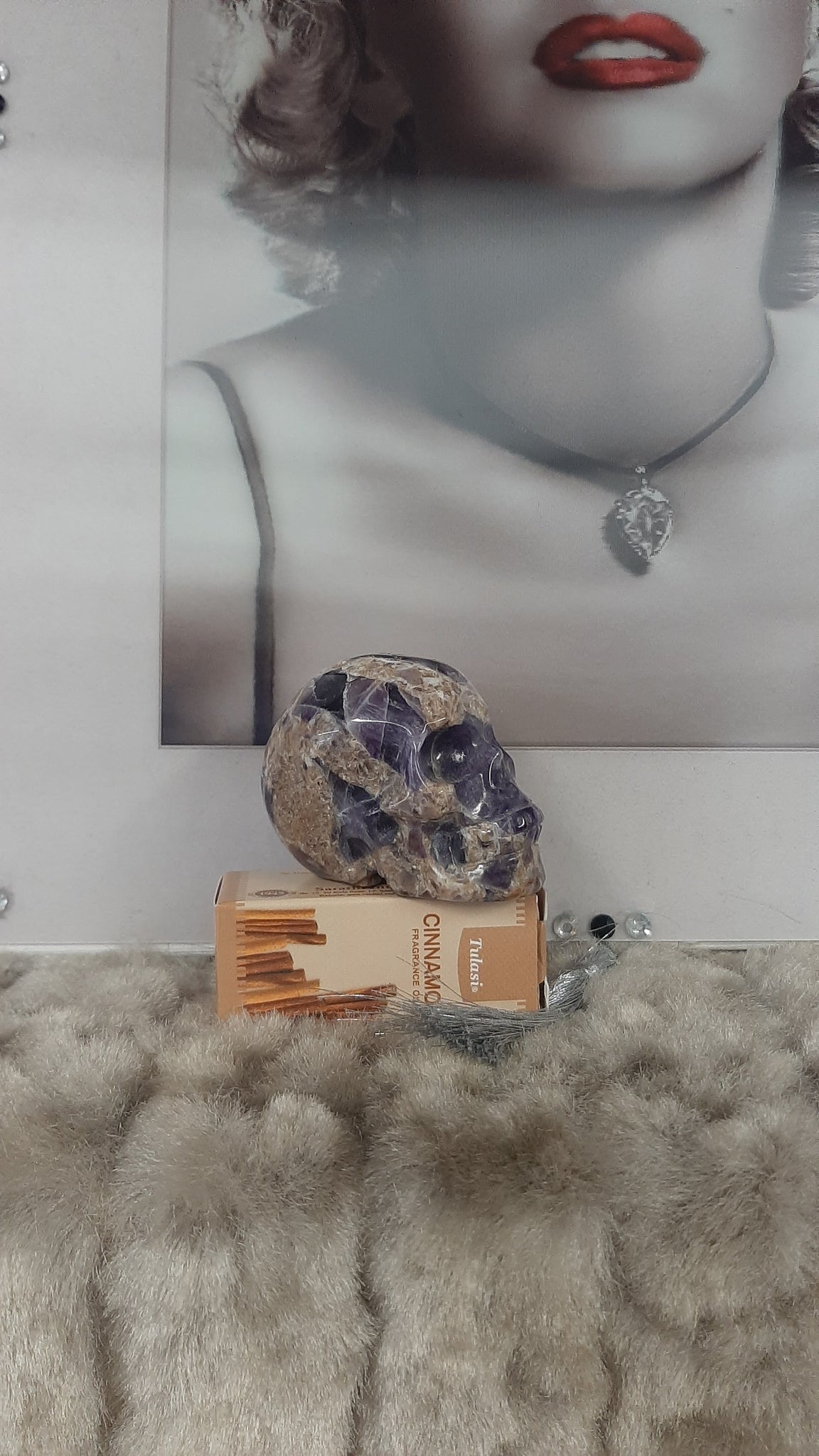 Chevron Amethyst Skull