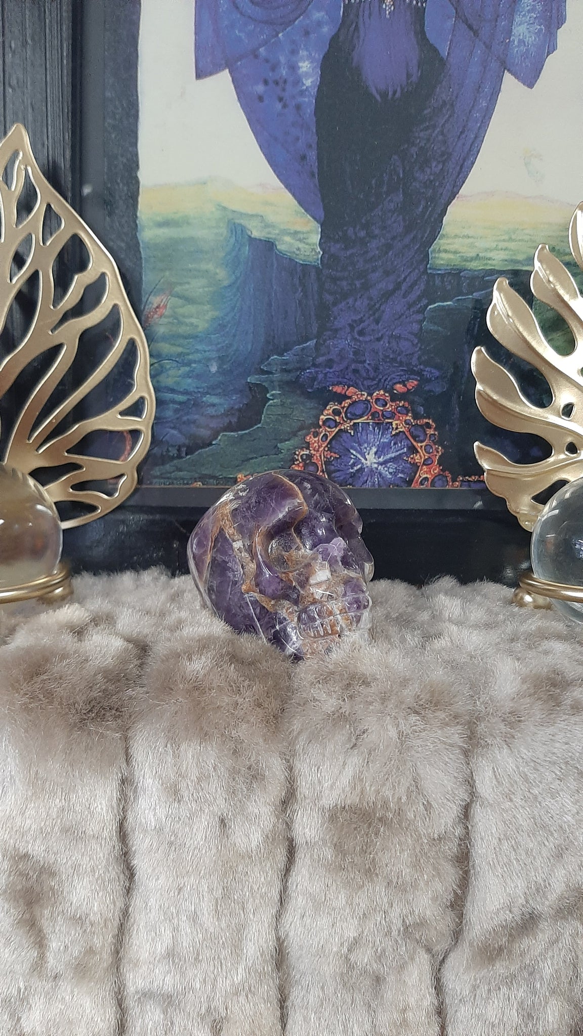 Chevron Amethyst Skull