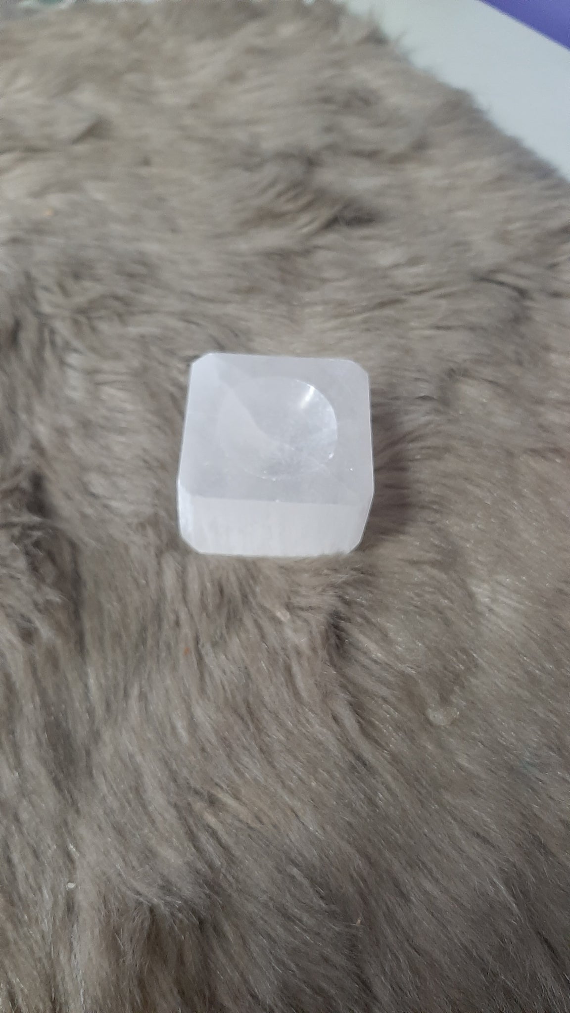 Selenite Sphere Holder