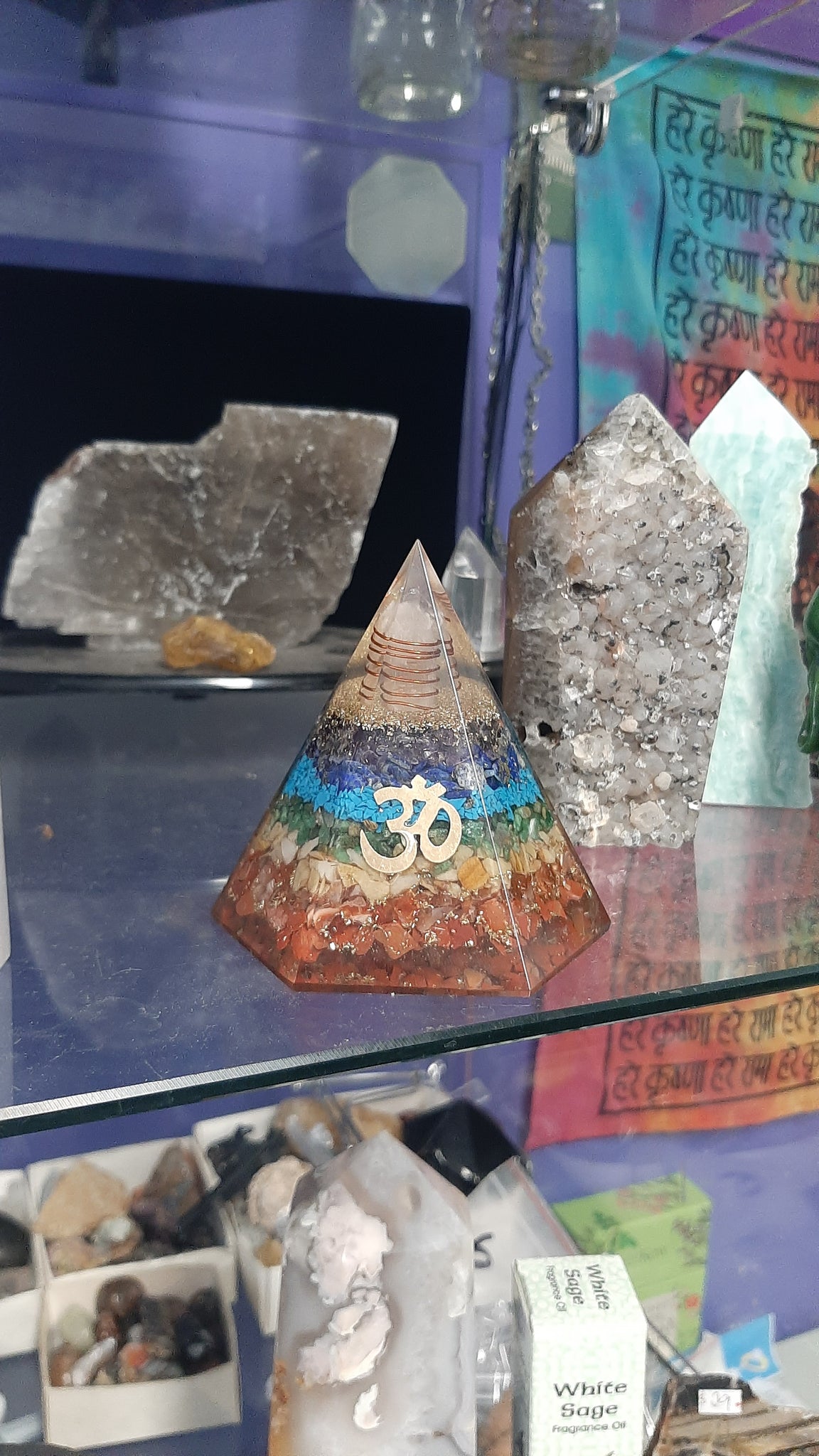 Chakra Orgonite Pyramid