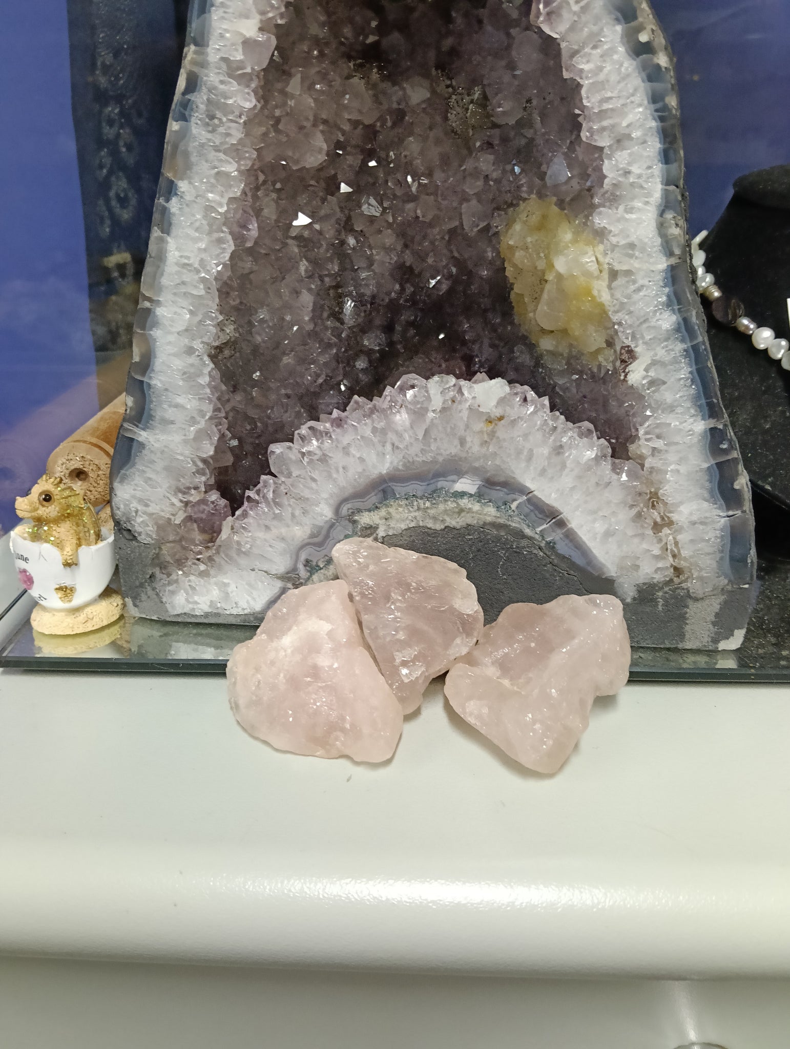 Rose Quartz Raw 90-100 grams