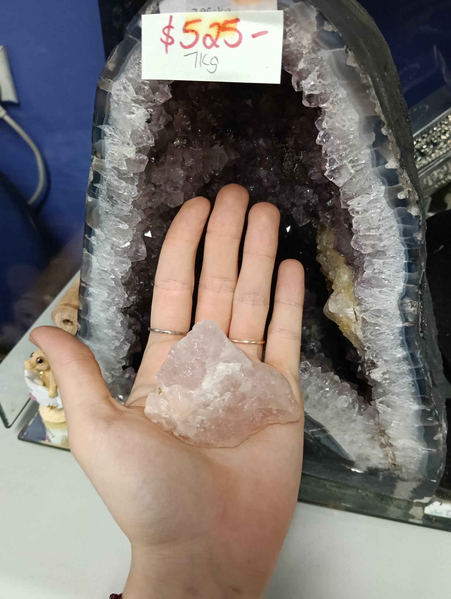 Rose Quartz Raw 90-100 grams