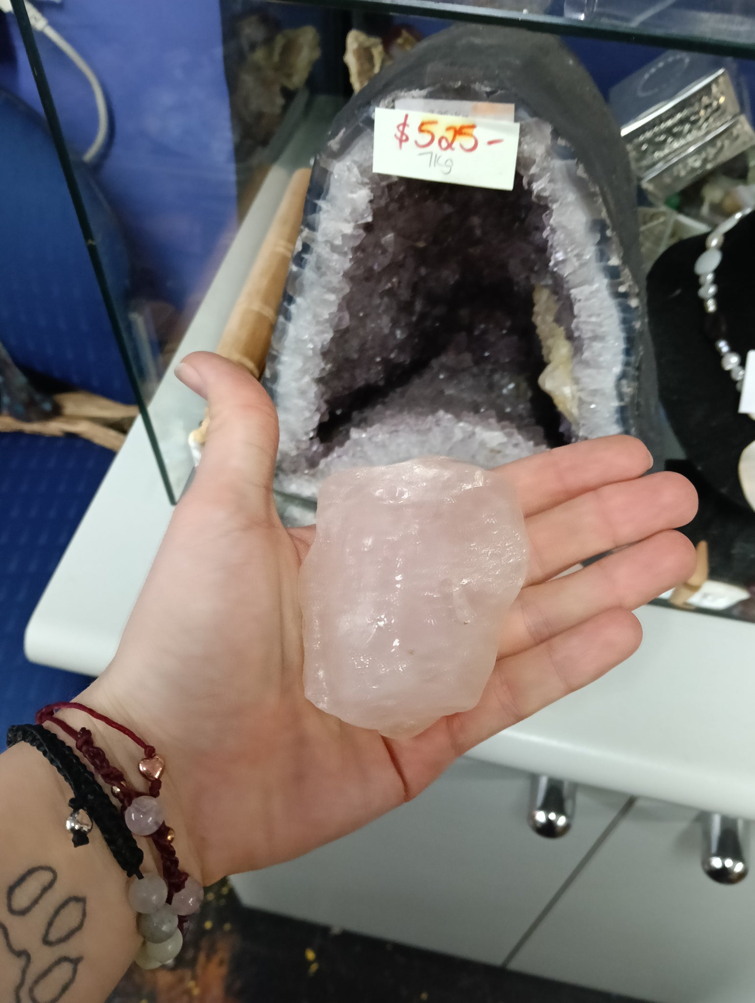 Rose Quartz Raw 250 grams
