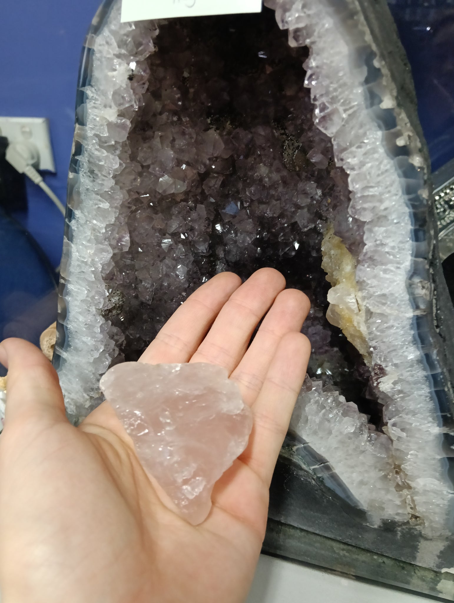Rose Quartz Raw 90-100 grams